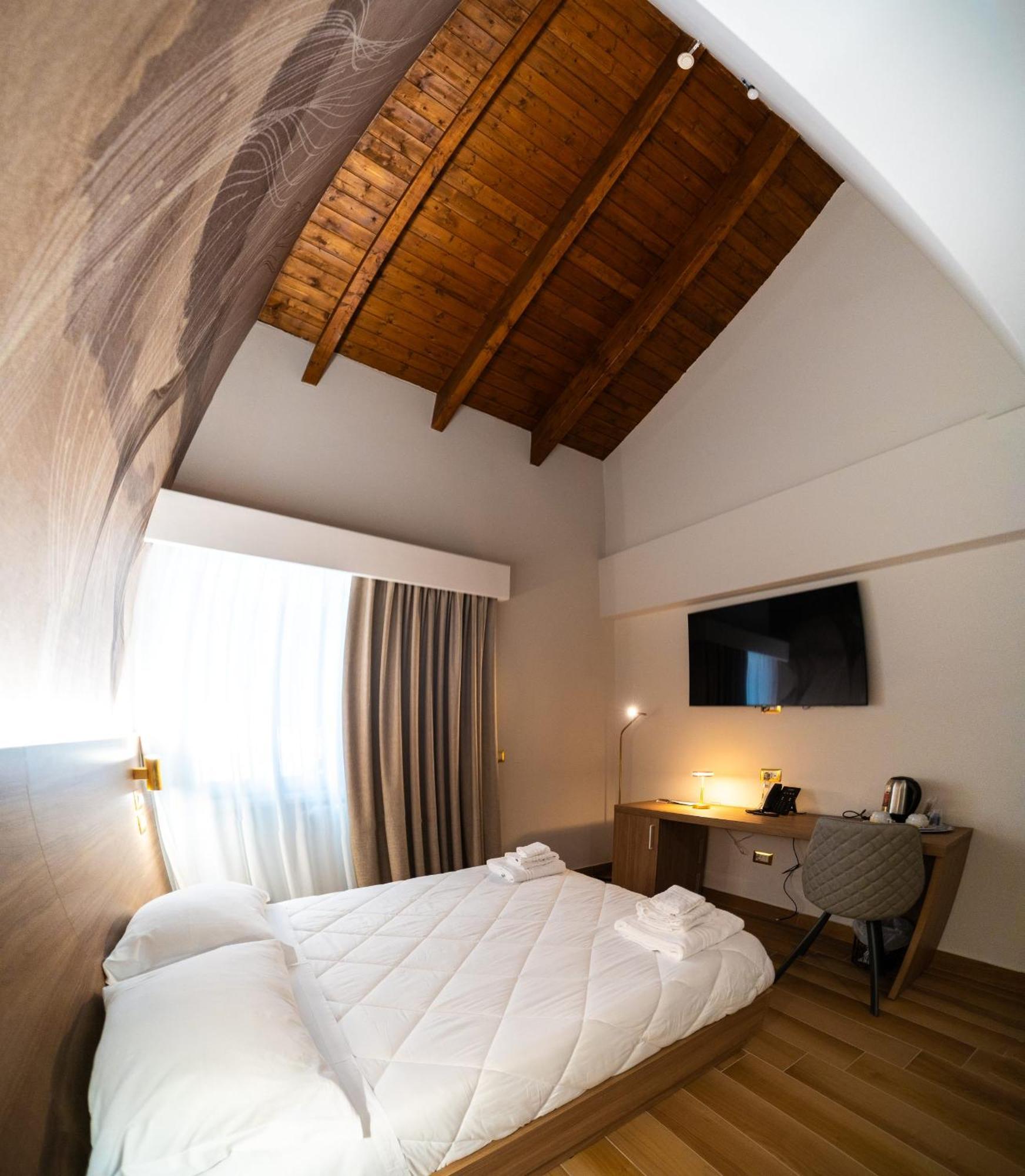 Hotel Pierfaone Abriola Экстерьер фото