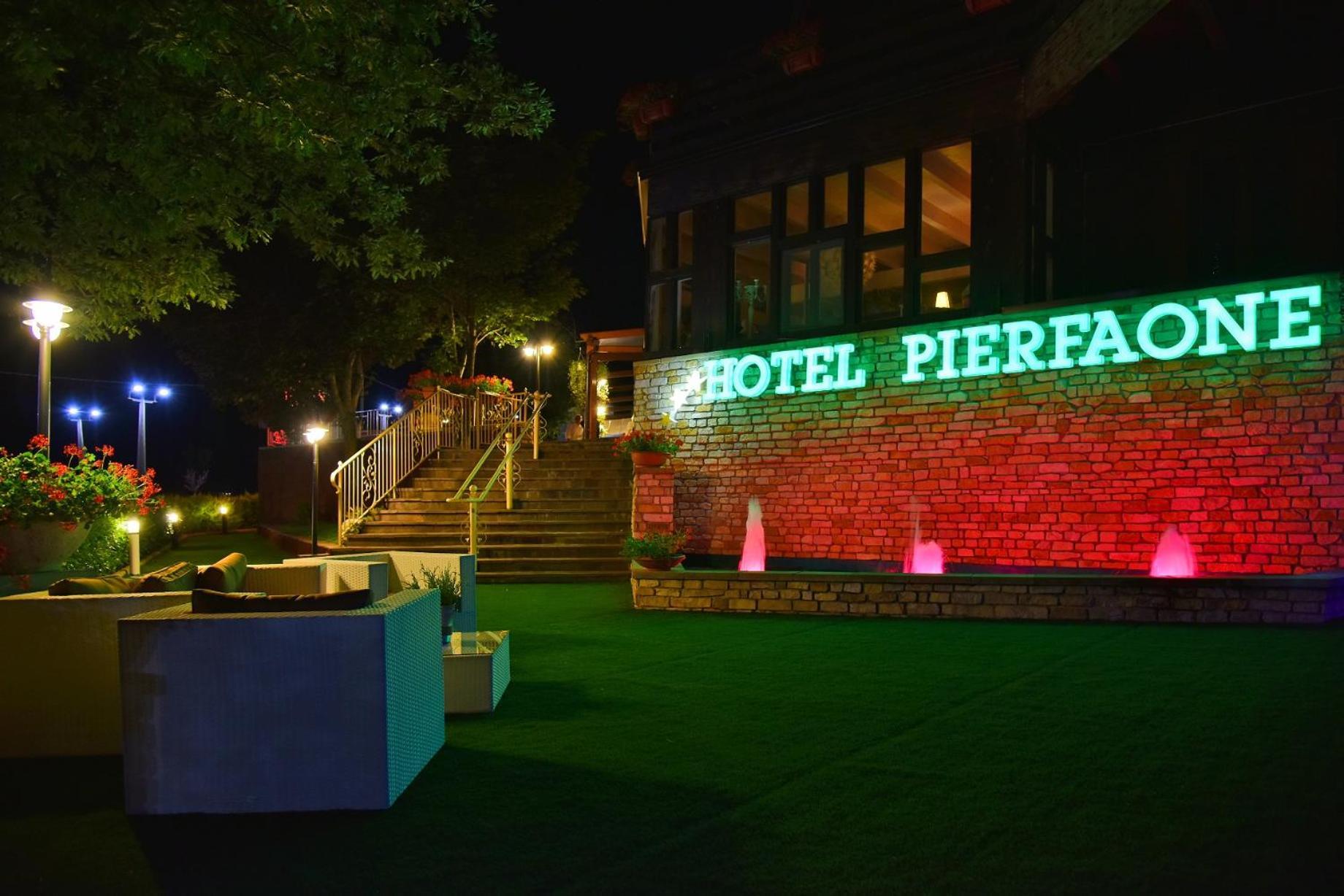 Hotel Pierfaone Abriola Экстерьер фото